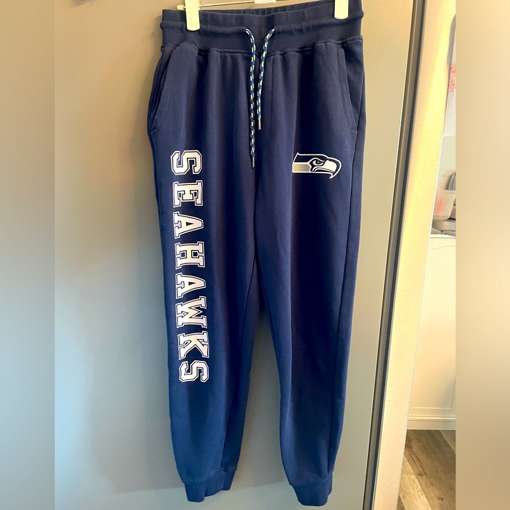 Men’s, Size S,‎ Seattle Seahawks, NFL Team Apparel Navy Sweats